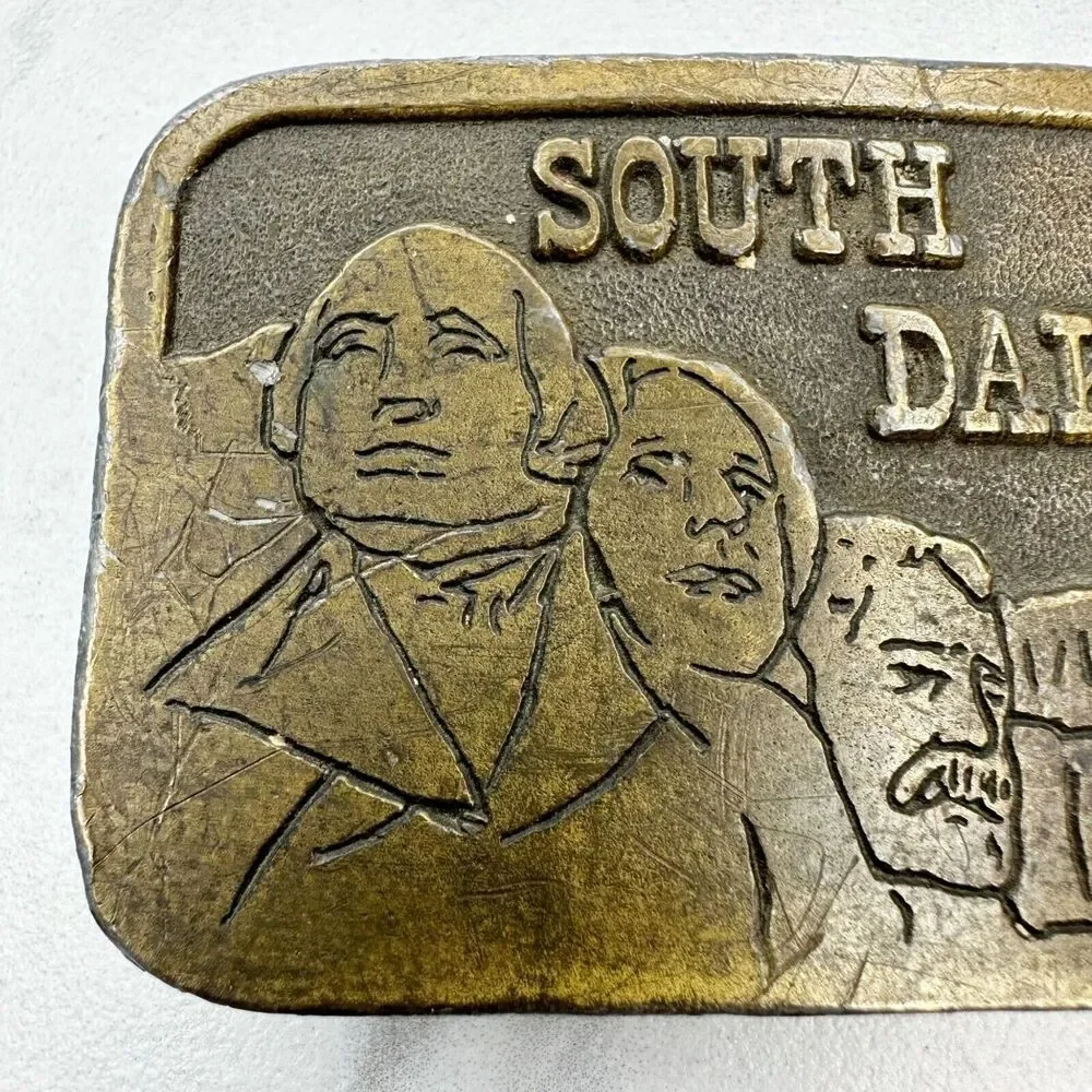 Vintage South Dakota Mount Rushmore Monument Belt Buckle
